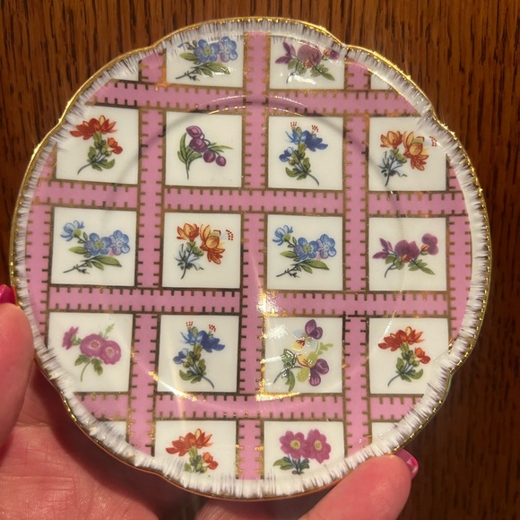 Victoria's Garden 🌸💓⭐️Floral patchwork trinket Plate or Tea Tray Replacement💓 - Picture 2 of 8